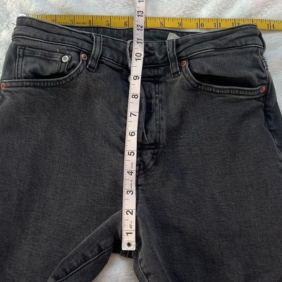 H&M Denim Ultra High Waist Mom Jeans Solid Charcoal Button Fly Size 6 Stretch - Picture 5 of 11